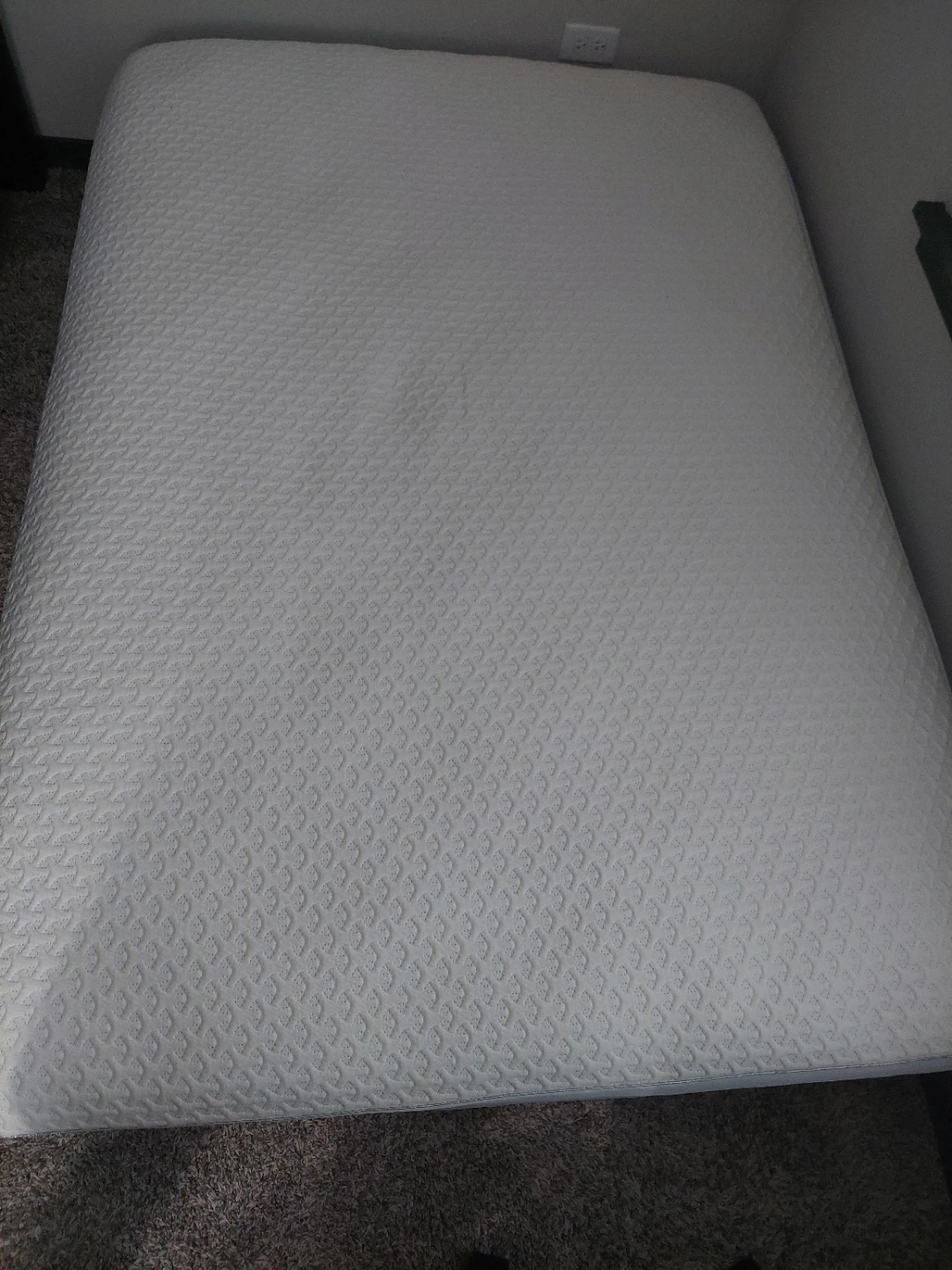 Bedroom Set with Crystal Accents - photo 5