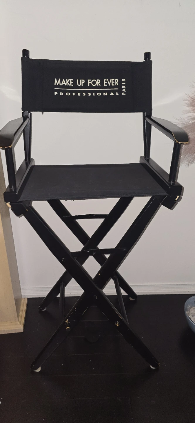 MAKE UP FOR EVER Professional Director's Chair