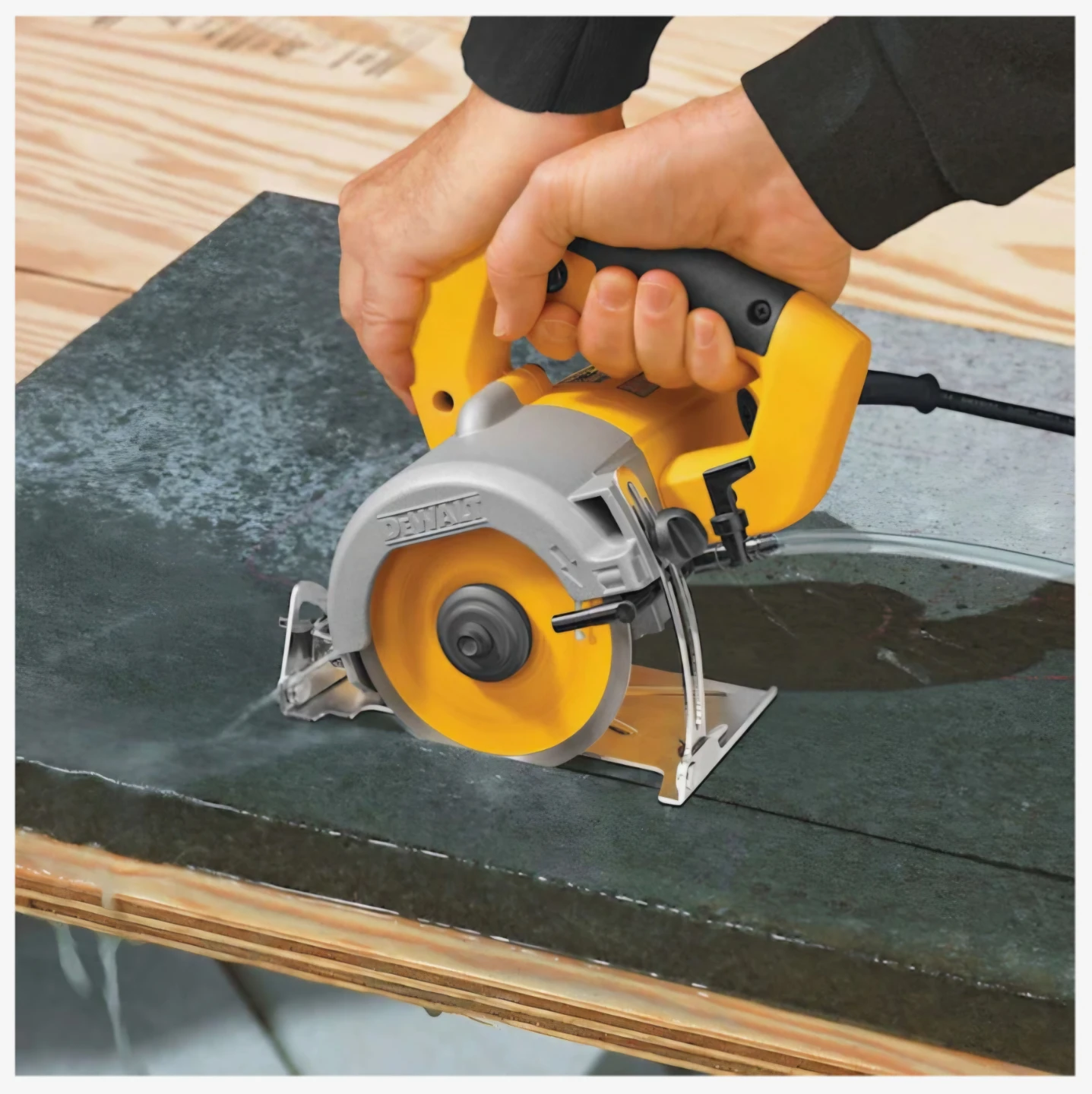 Dewalt DWC860W 4 3/8" Wet & Dry Hand Tile Cutter - photo 5