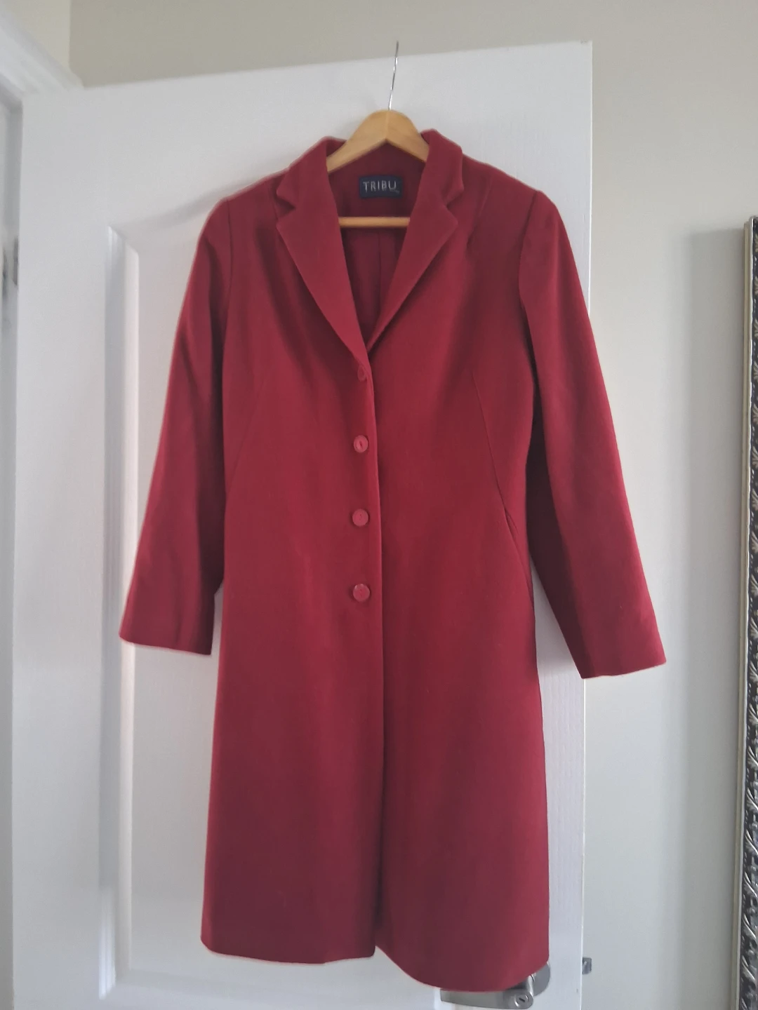 Tribù Red Button-Up Coat