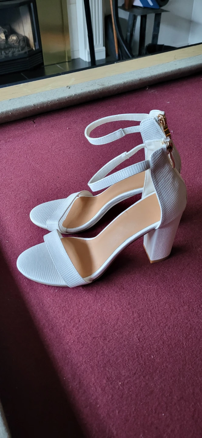 White Ankle Strap Heels - Size 36 - photo 3
