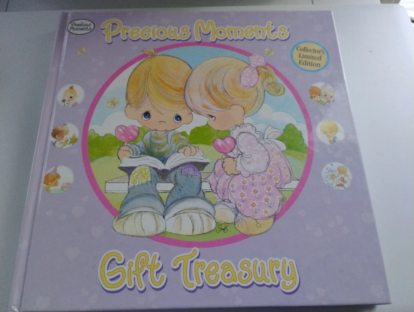 Precious Moments Gift Treasury Collector's Limited Edition Book