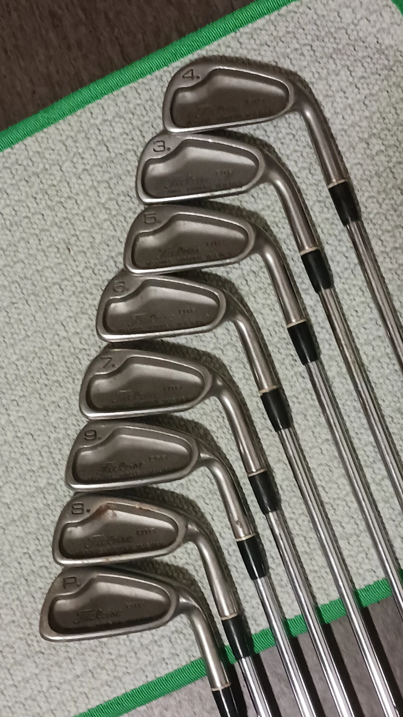 Titleist Golf Irons Set