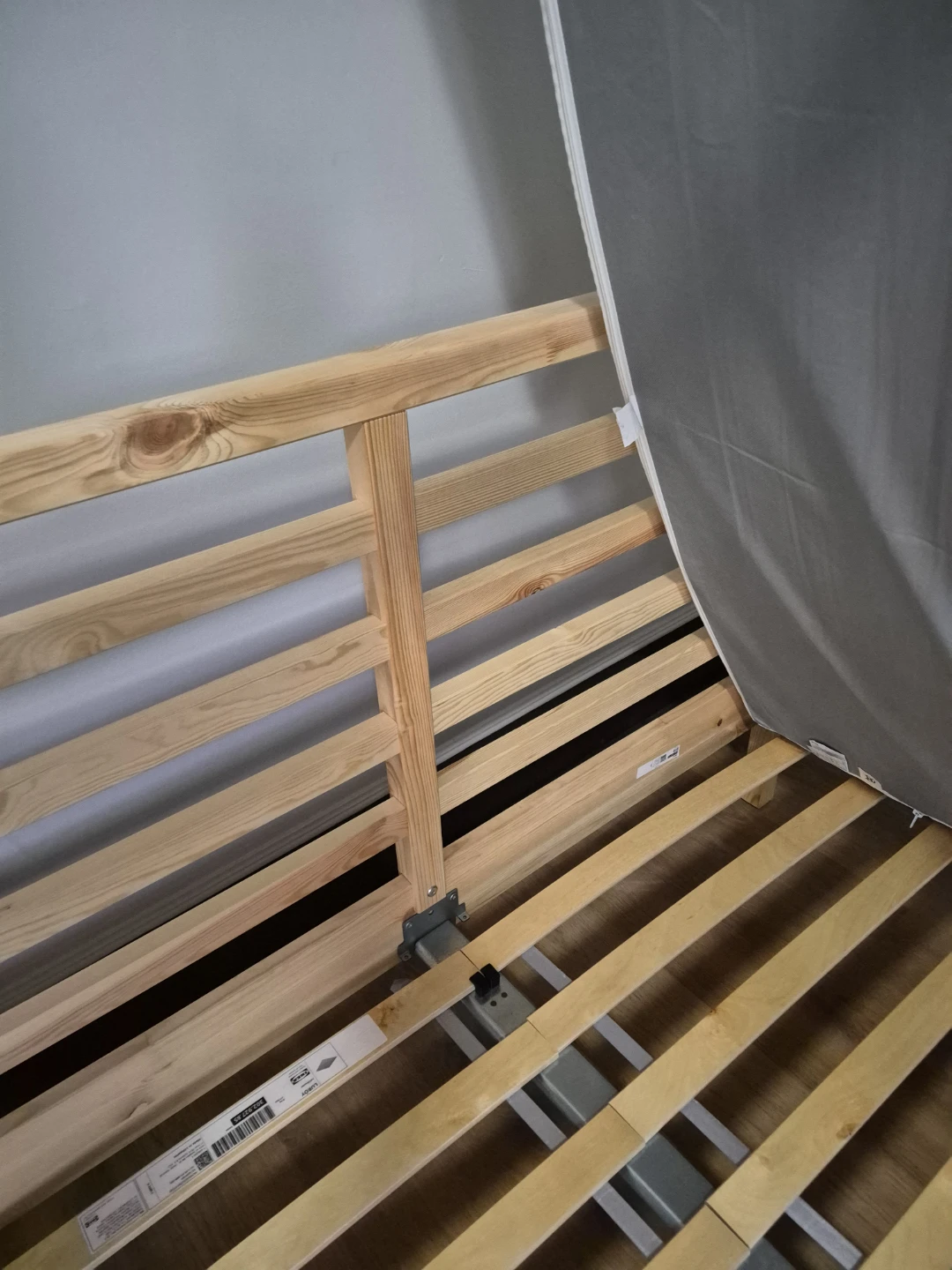 Bed frame with mattress - photo 5