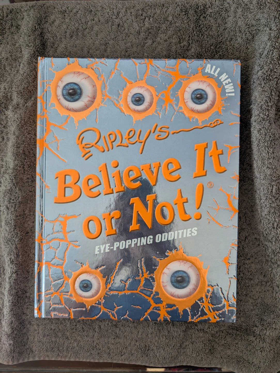 Ripley's Believe It or Not!  & 2021 Guiness book