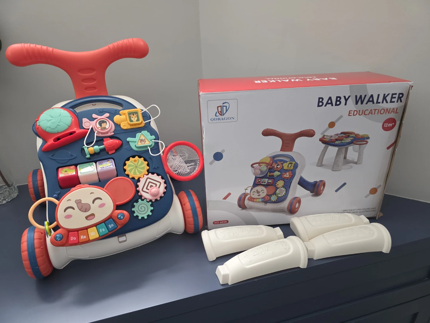 Baby Push Walker Activity Center (12m+) – Excellent Condition - photo 2