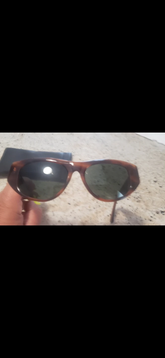 Ray-Ban Tortoise Shell Sunglasses