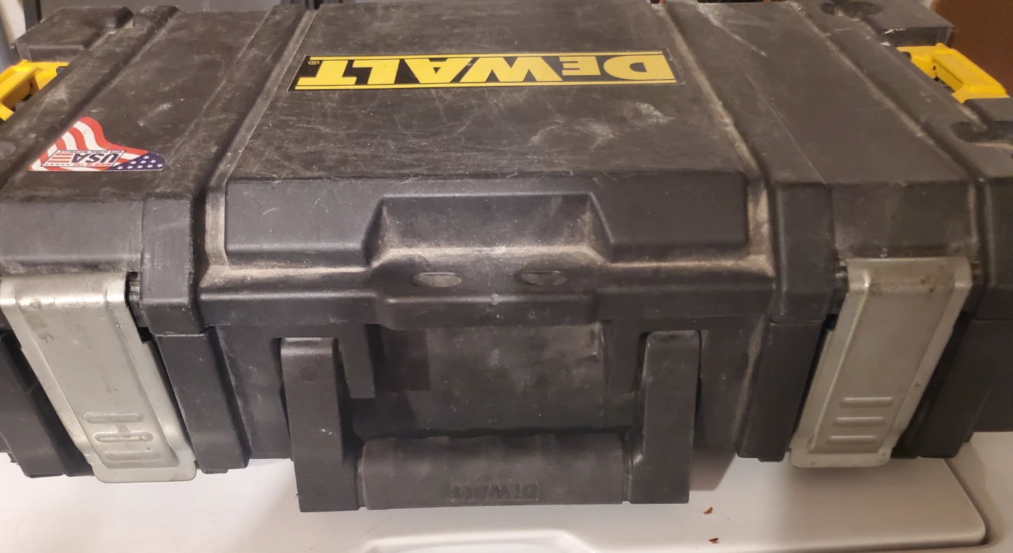 DEWALT Tool Box Case - photo 3