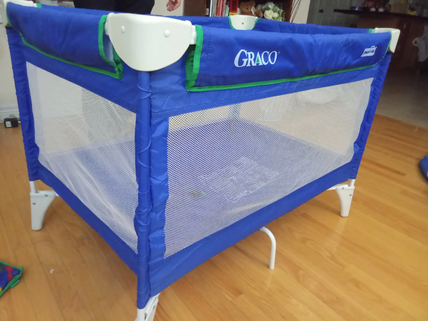 Graco Pack 'n Play Portable Playard Playpen