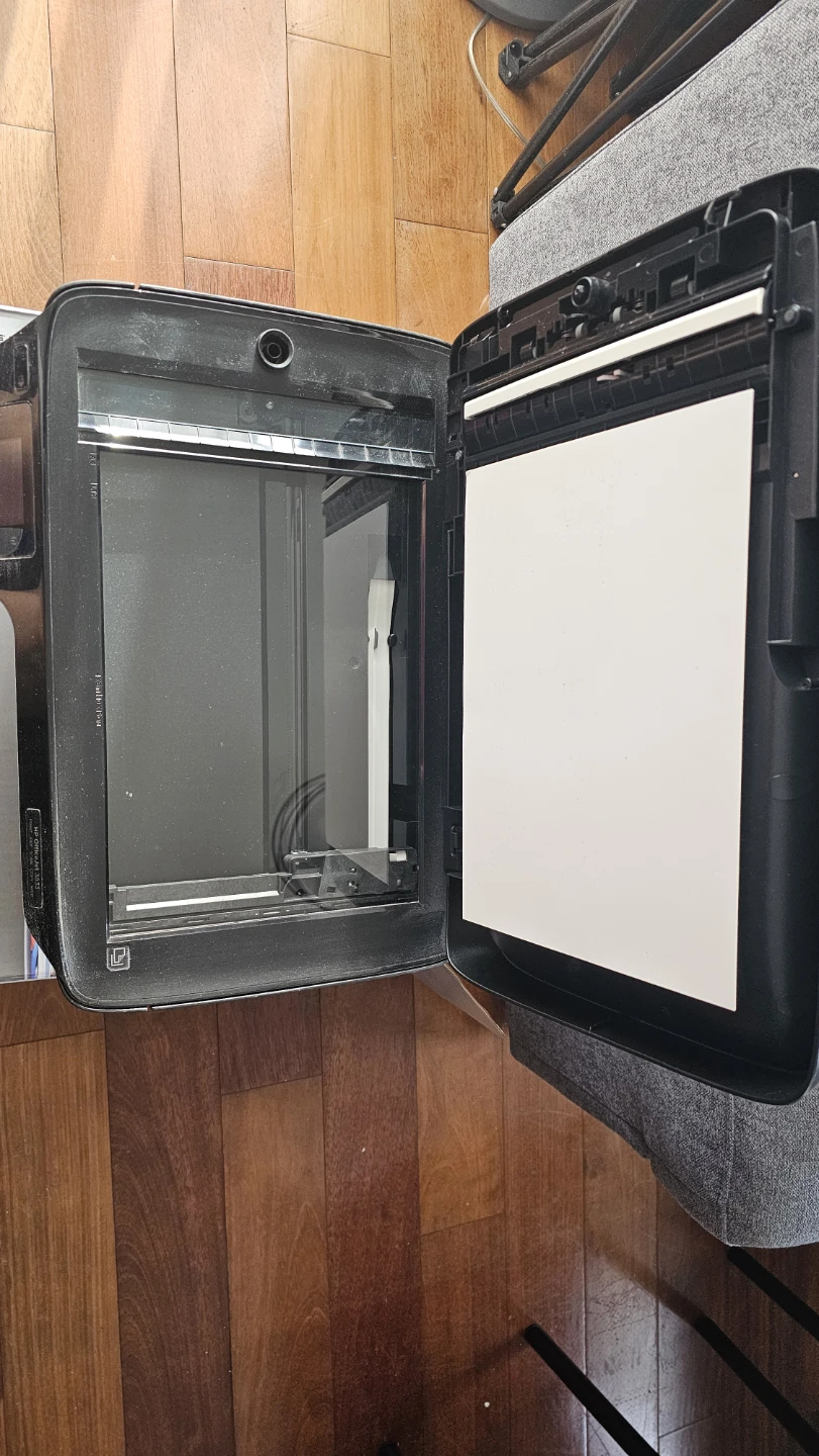 HP OfficeJet 3833 All-in-One Printer - photo 3
