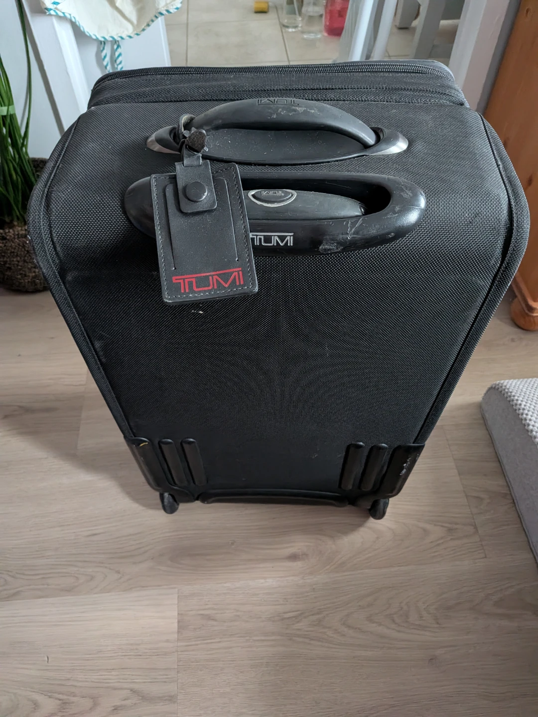 Tumi Black Travel Suitcase - photo 4