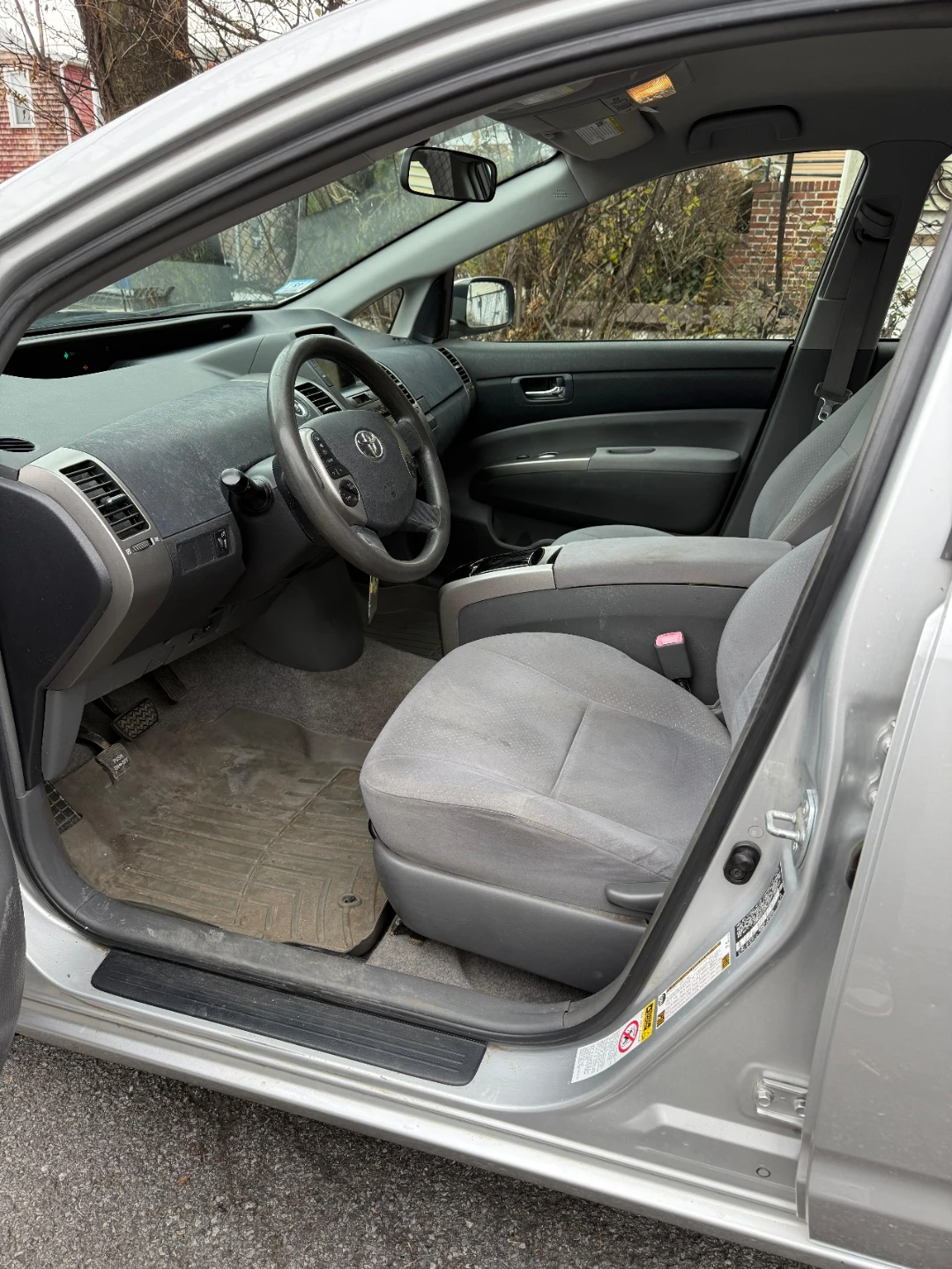 2007 Toyota Prius Advanced Hatchback - photo 5