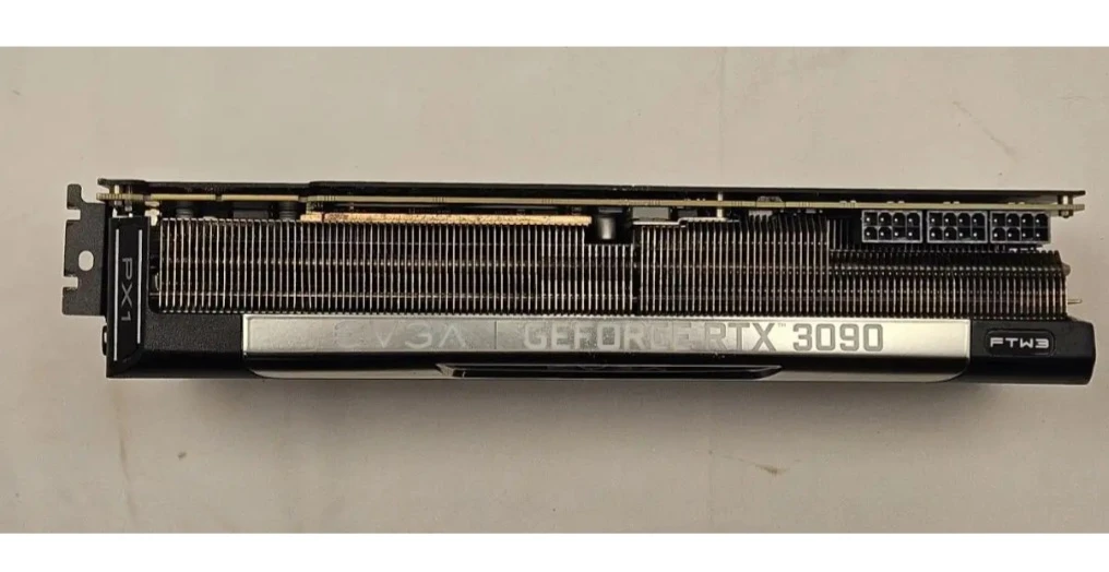 EVGA GeForce RTX 3090 FTW3 ULTRA GAMING Graphics Card - photo 3