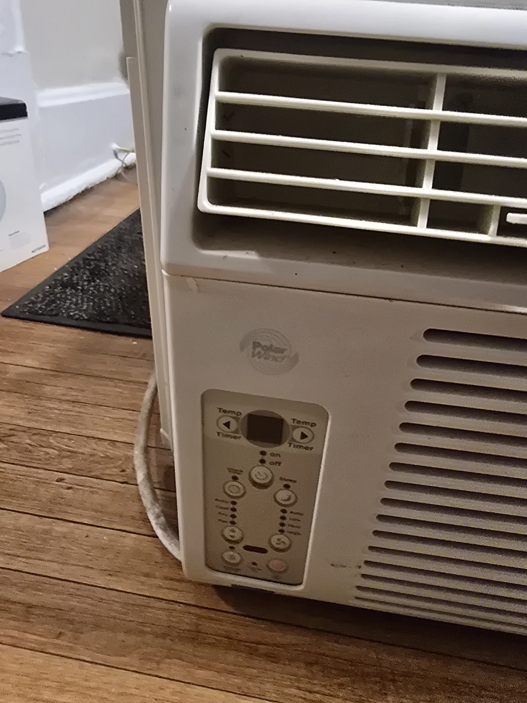 Polar Wind Window Air Conditioner - photo 3