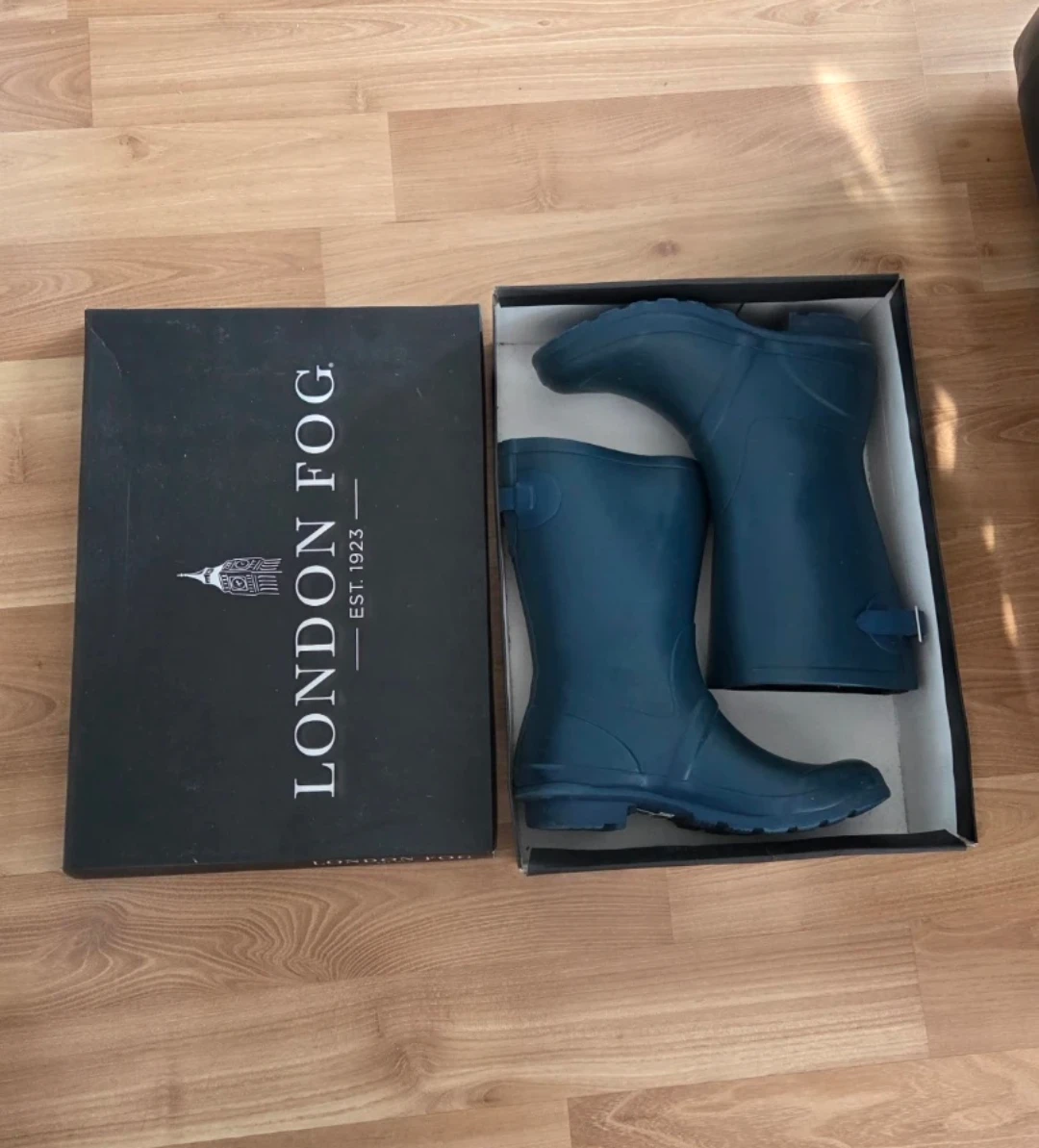 🥕 Teal cozy rain boots