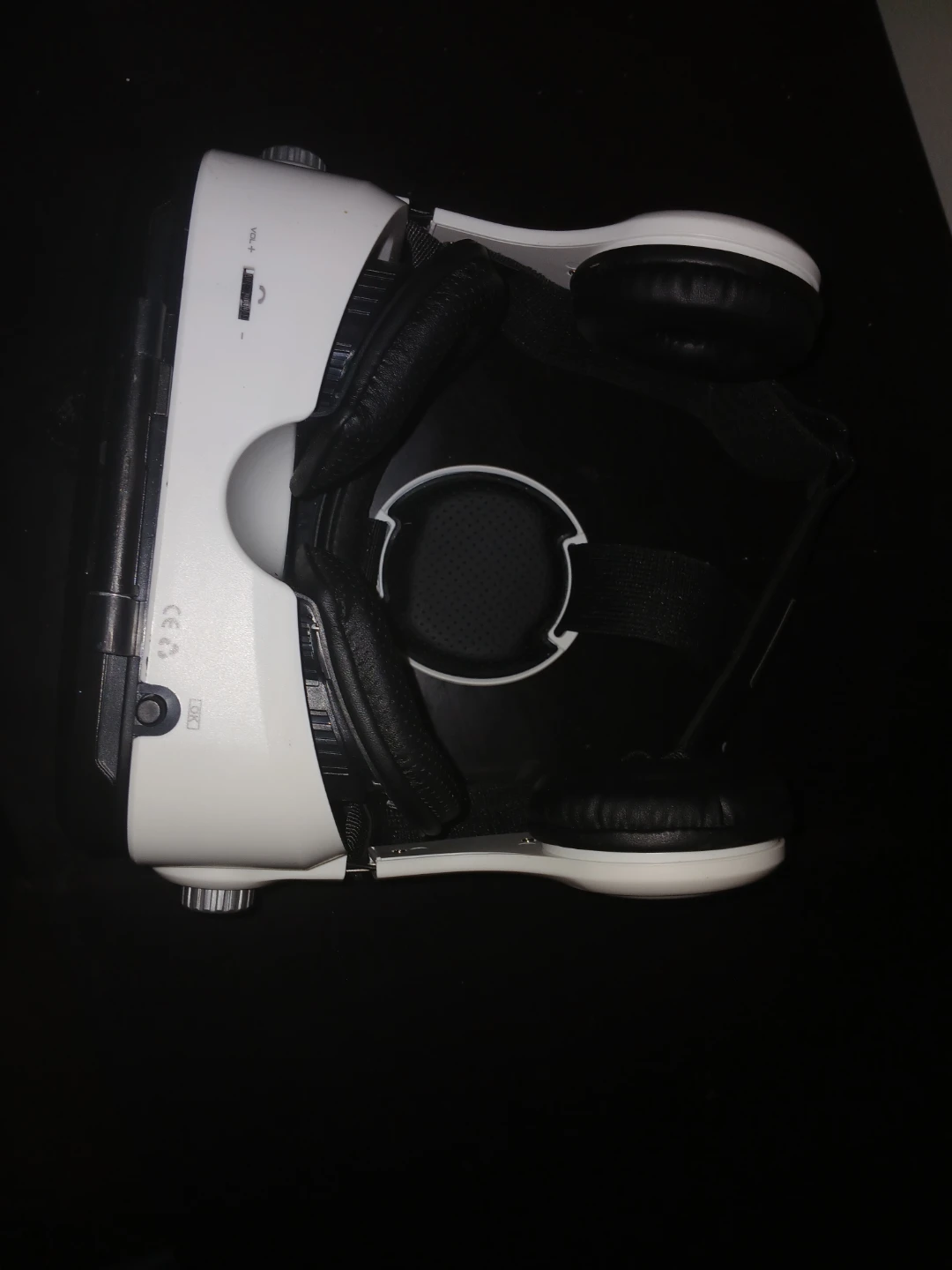 Stark VR Headset with Built-in Headphones - photo 2
