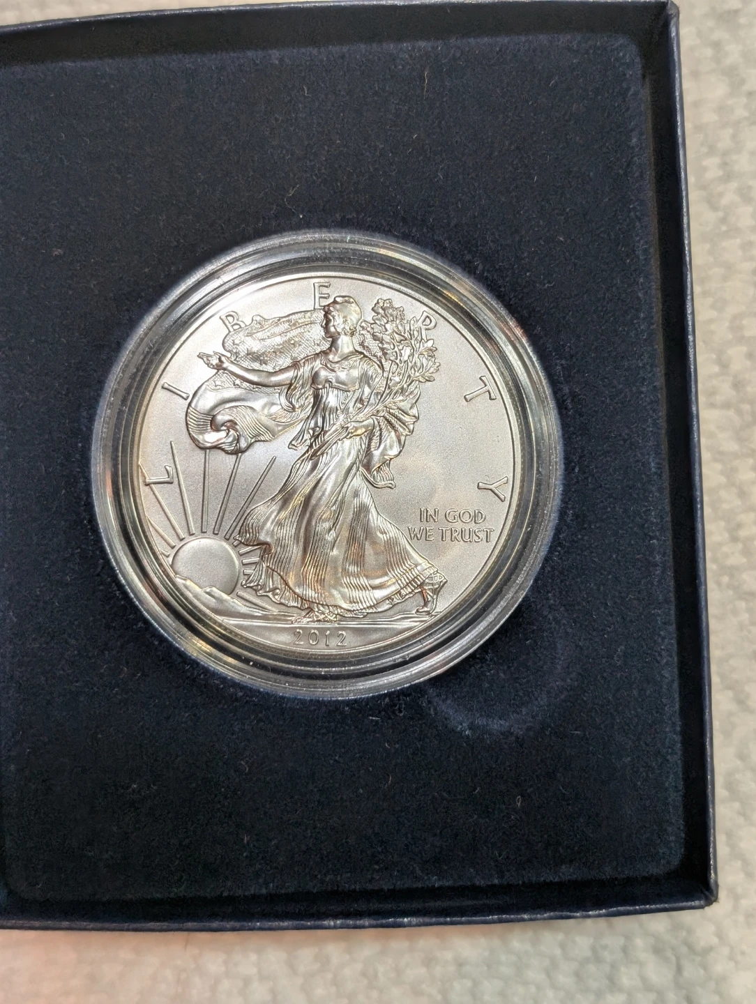 2012 American Eagle One Ounce Silver Uncirculated Coin - photo 2