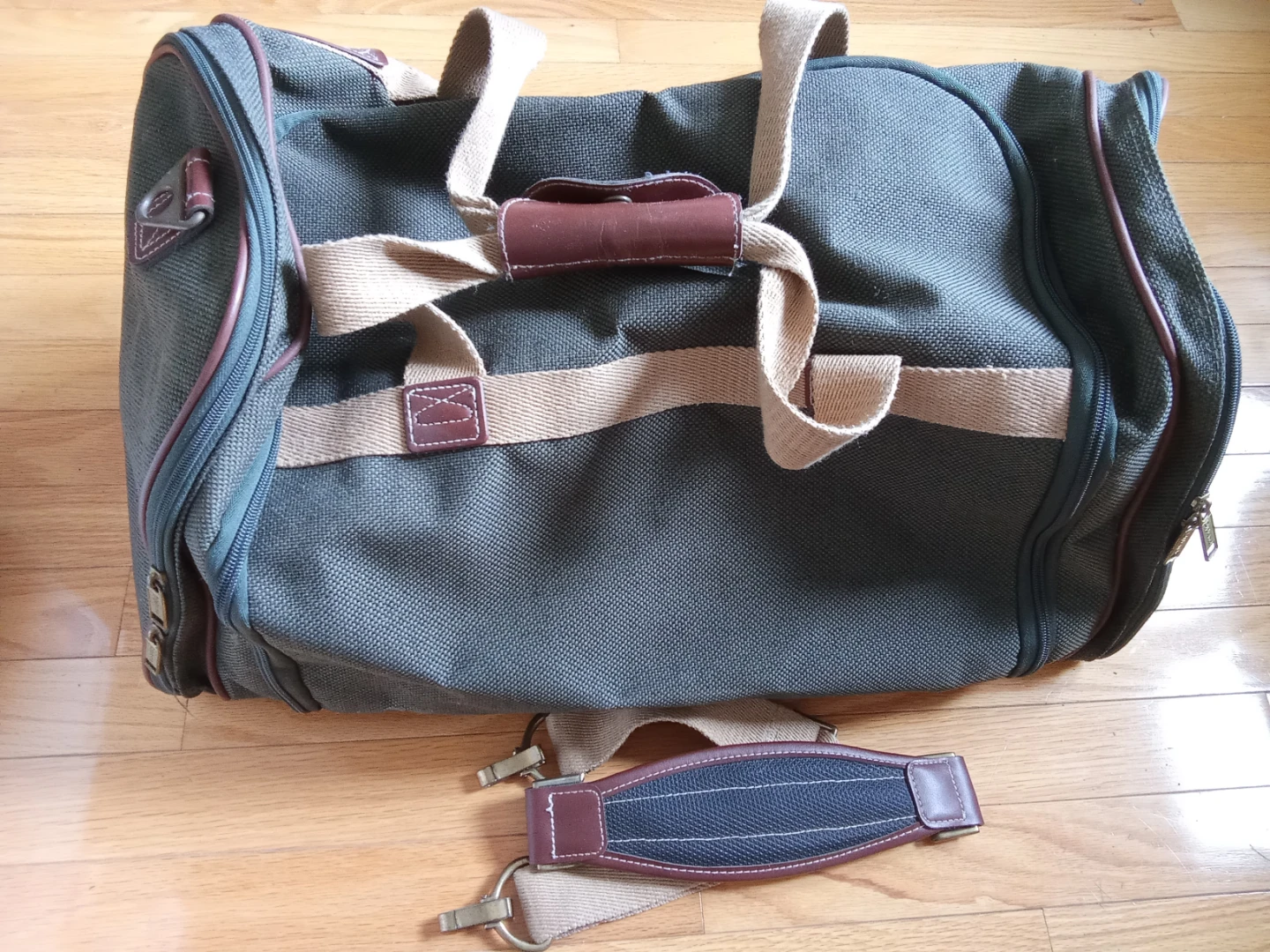 Fashioned Quality Diplomal(R) Duffel Bag 🏆 - photo 3