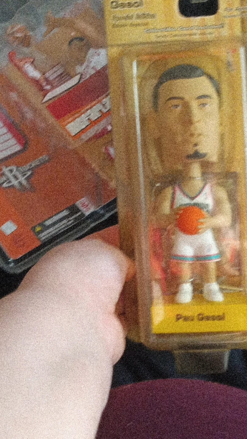 Upper Deck Pau Gasol NBA Playmaker Action Figure - photo 4