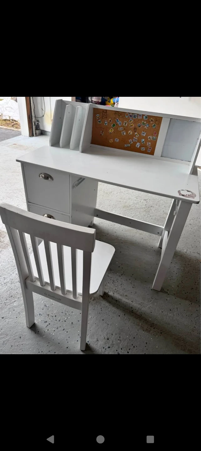 White Kidkraft Kids Desk with Chair and Storage - photo 4