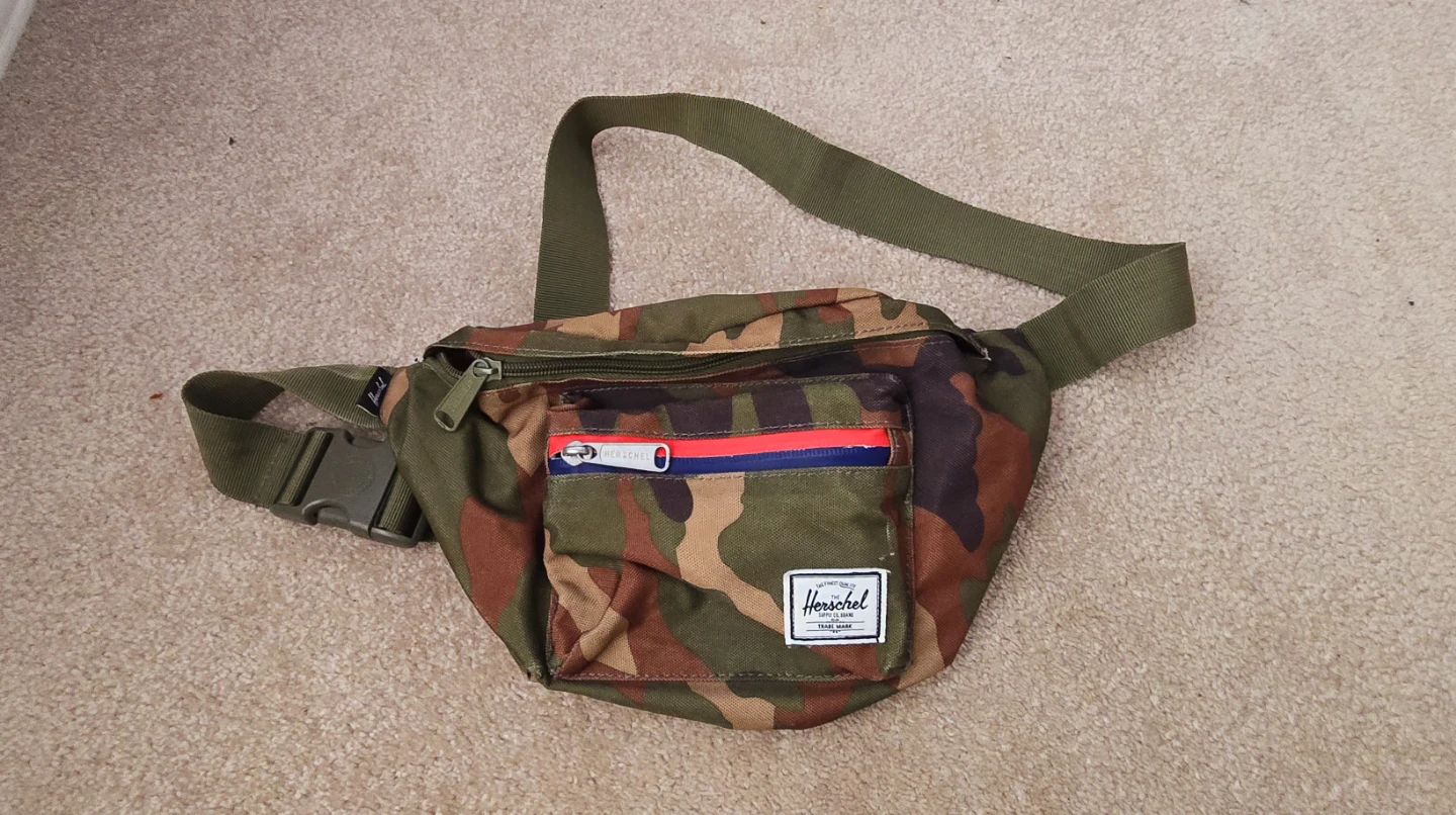 Herschel Seventeen Hip Pack