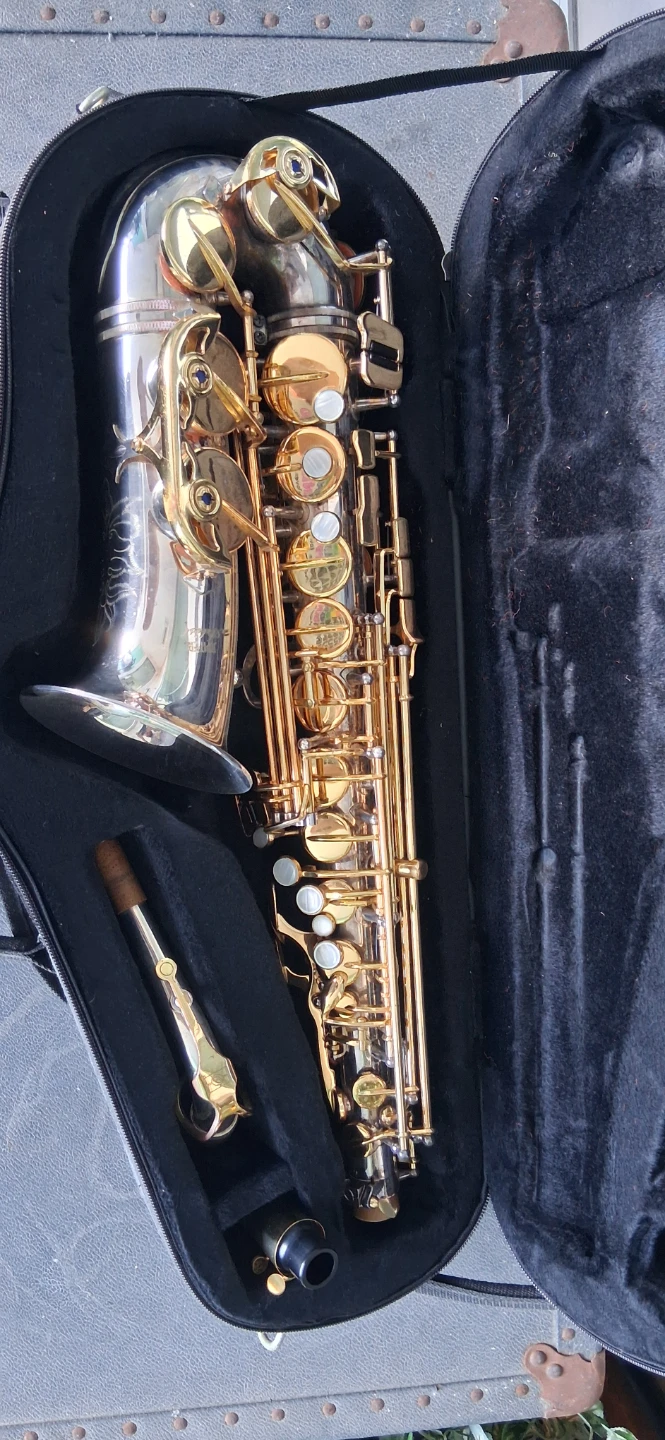 Jupiter Alto Saxophone with Case - photo 2
