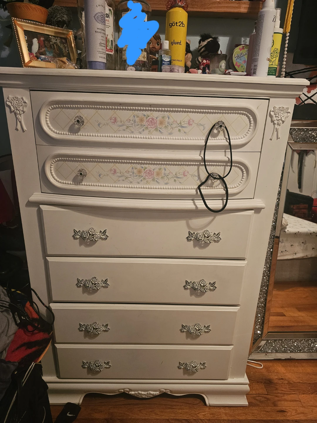 White Vanity Dresser with Mirror and Drawers - photo 2