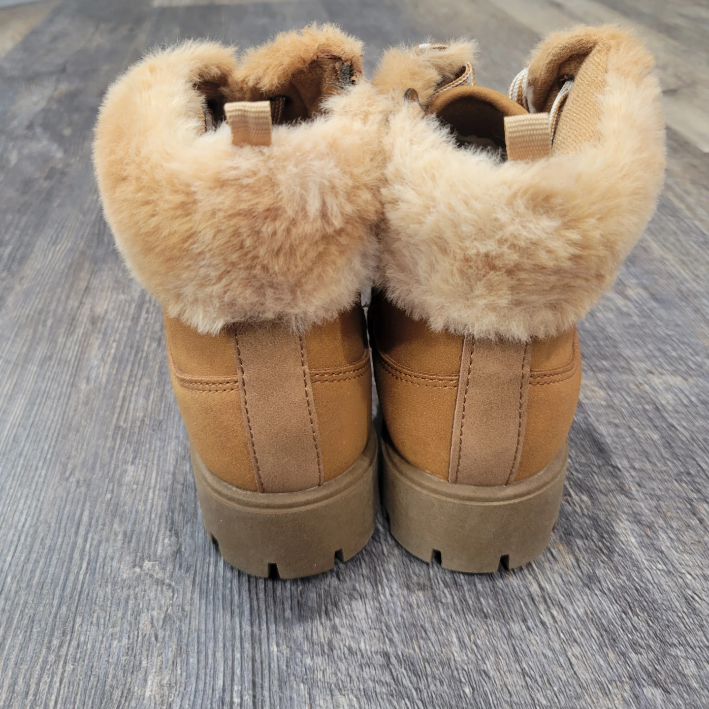 Joe Fresh Women's Tan Winter Boots Girls  Size 4 - photo 3