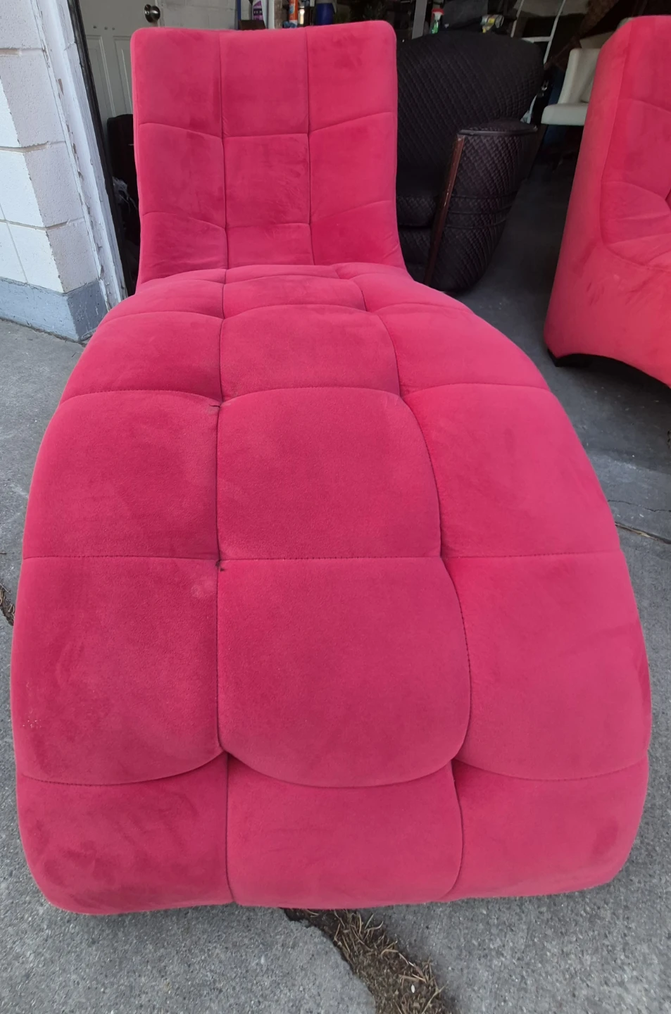 Pink Tufted Chaise Lounge Chair - photo 2