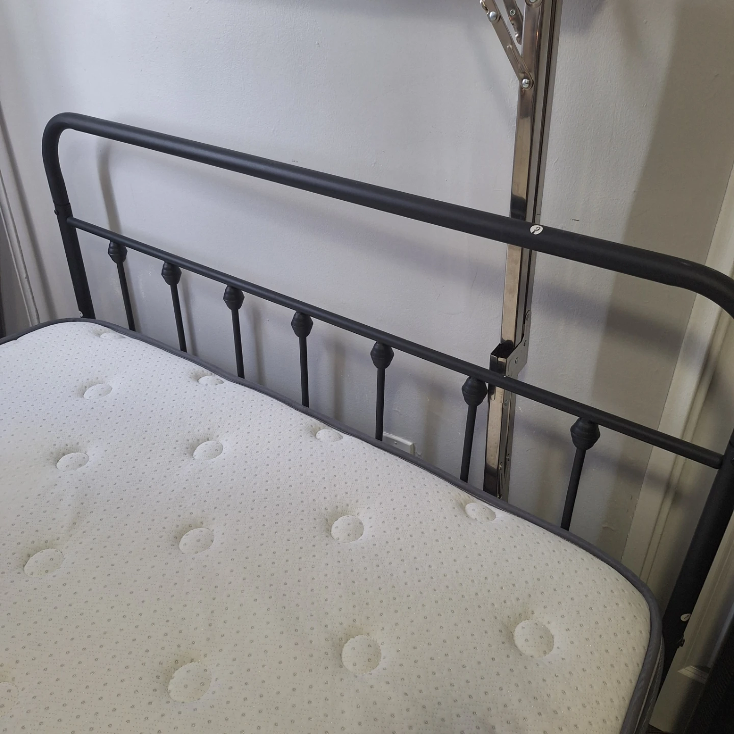 Black Metal Bed Frame with Mattress - photo 4