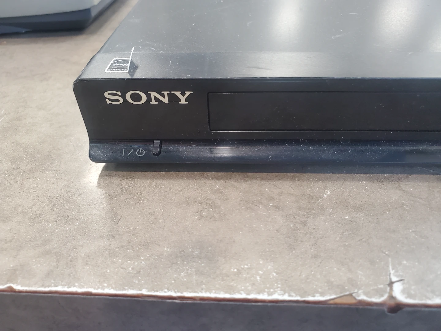 Sony Blu-Ray Disc/DVD Player - Model BDP-S380 - photo 3
