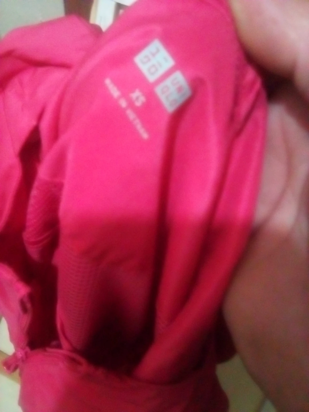 Uniqlo Red Hooded Pullover Jacket XS - photo 3
