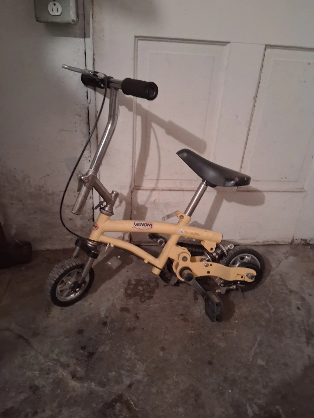 VENOM Mini BMX Bike