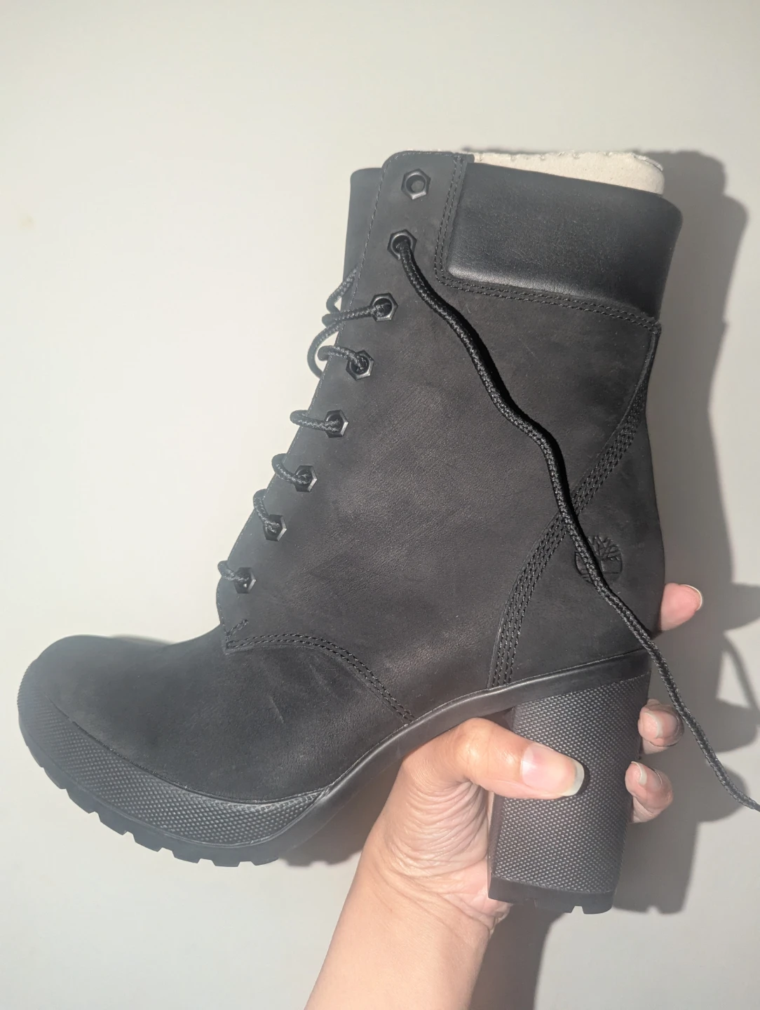 Size 7.5 Timberland Boots- Camdale Black Nubuck Women's Boots - photo 5