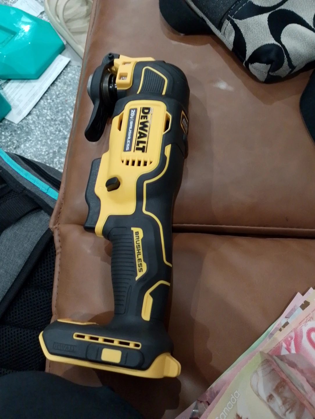DeWalt DCS354 Cordless Oscillating Multi-Tool 20V MAX Brushless - photo 3
