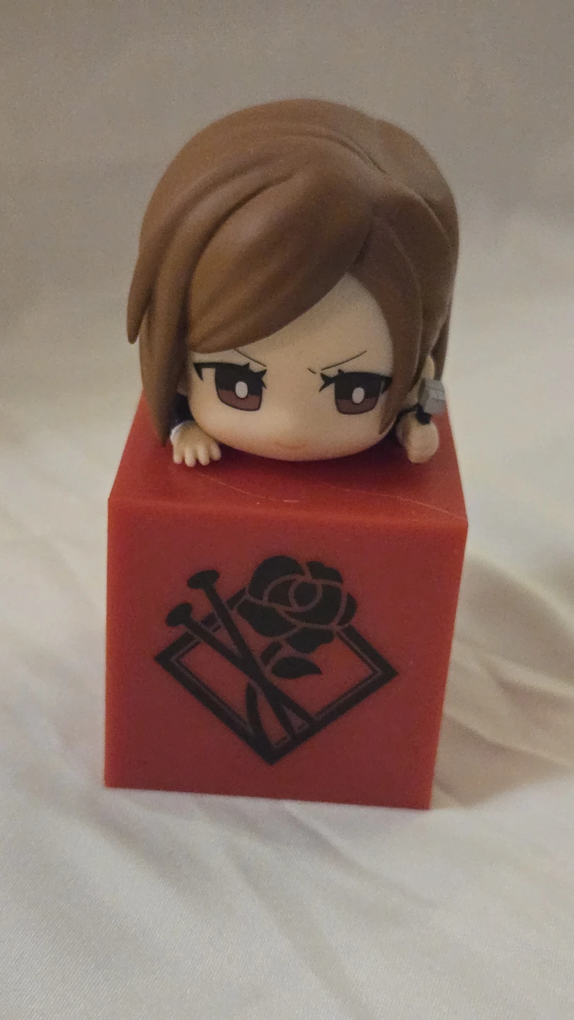 Nobara figure Jujutsu Kaisen