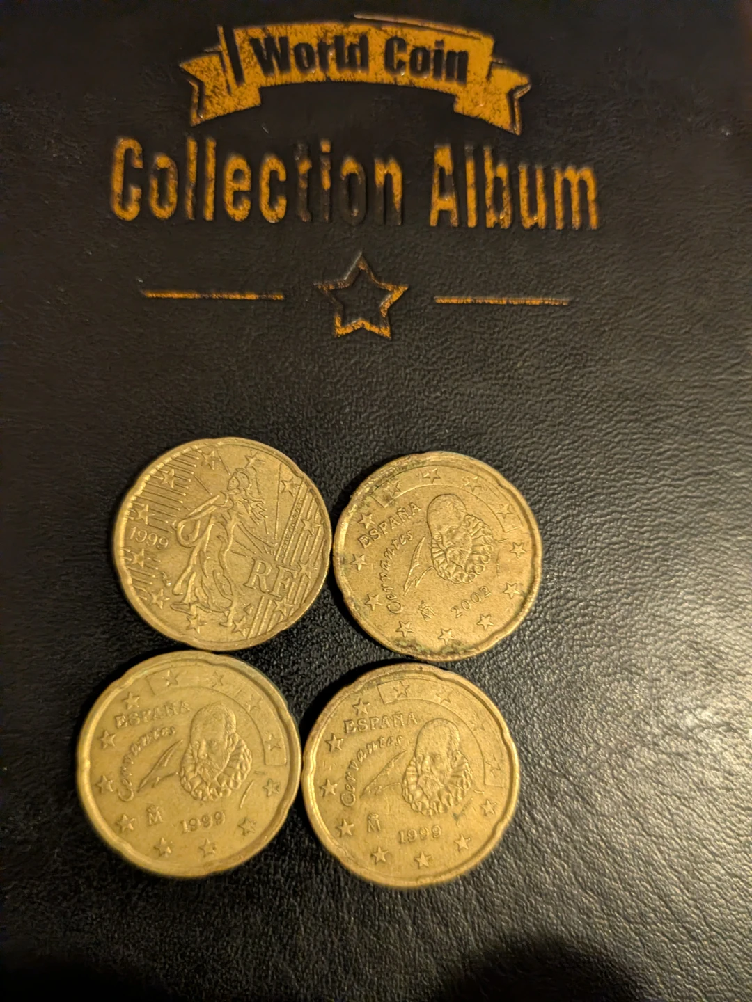 Collectible  Italy coins