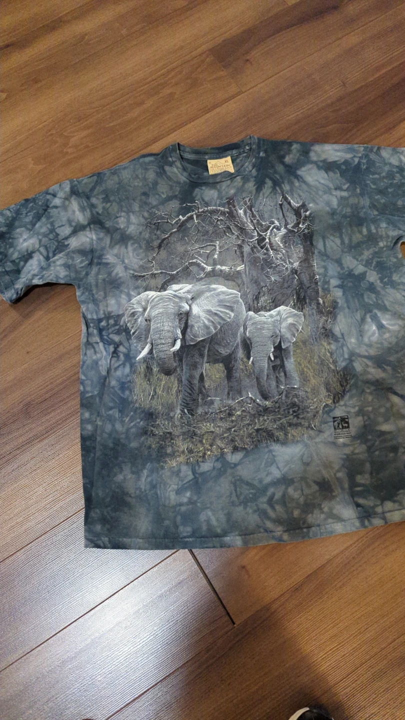 The Mountain T-Shirt Elephants Tie Dye XL
