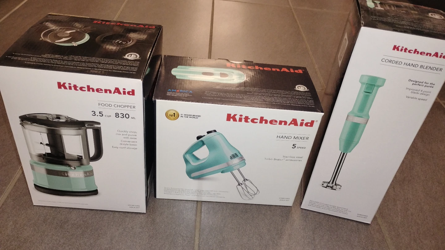 KitchenAid 3pc Set - *(BNIB/NEW)* - photo 2