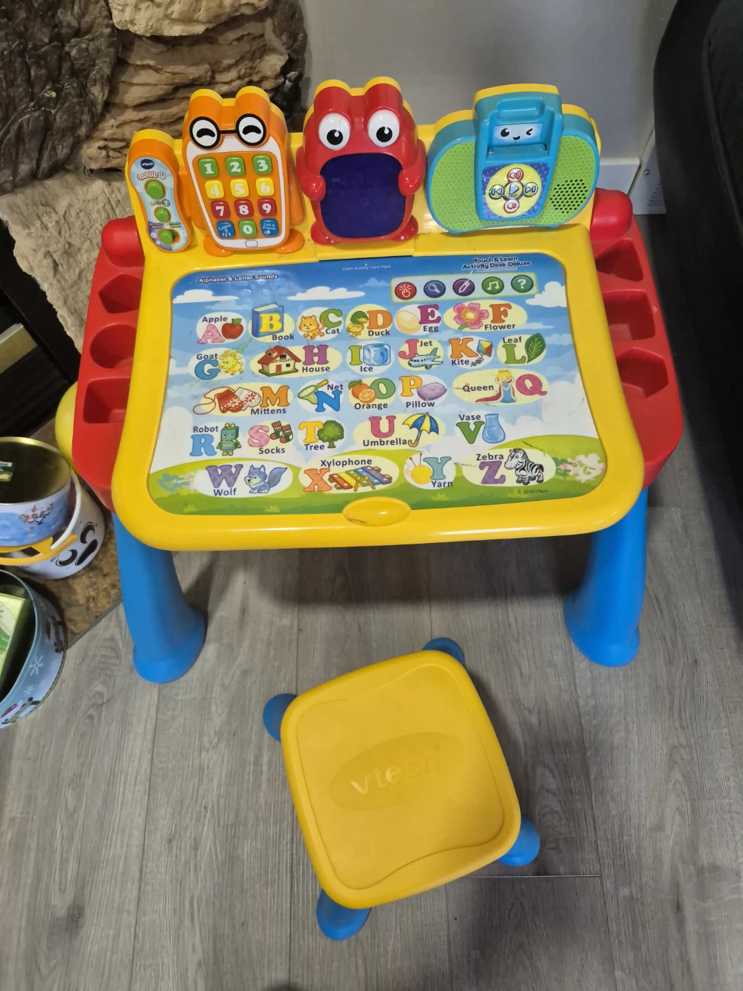VTech Touch & Learn Activity Desk Deluxe