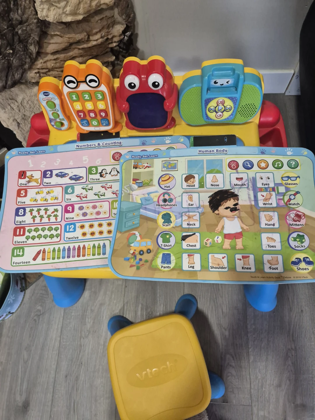 VTech Touch & Learn Activity Desk Deluxe - photo 2