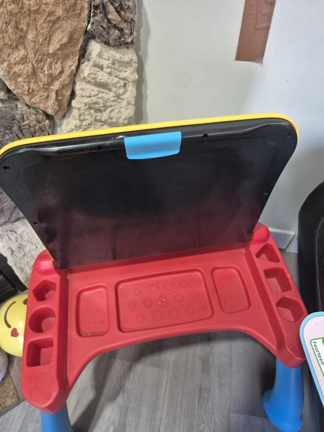VTech Touch & Learn Activity Desk Deluxe - photo 3