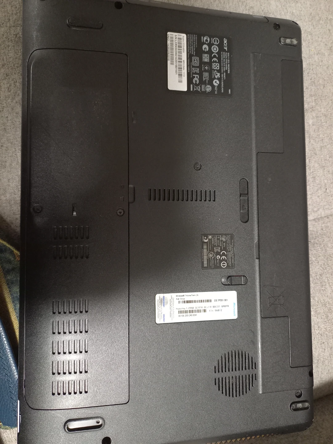 Acer Aspire V3-573 laptop - photo 5