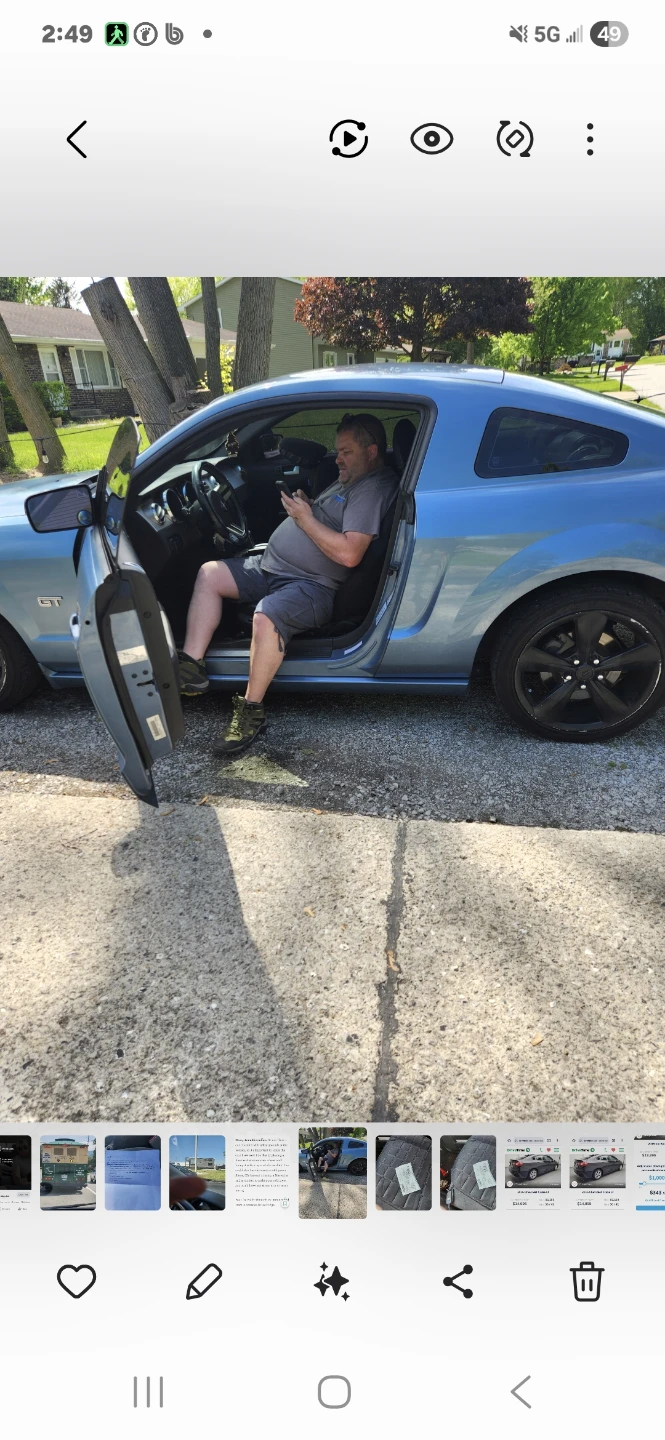 2005 Ford Mustang GT Blue