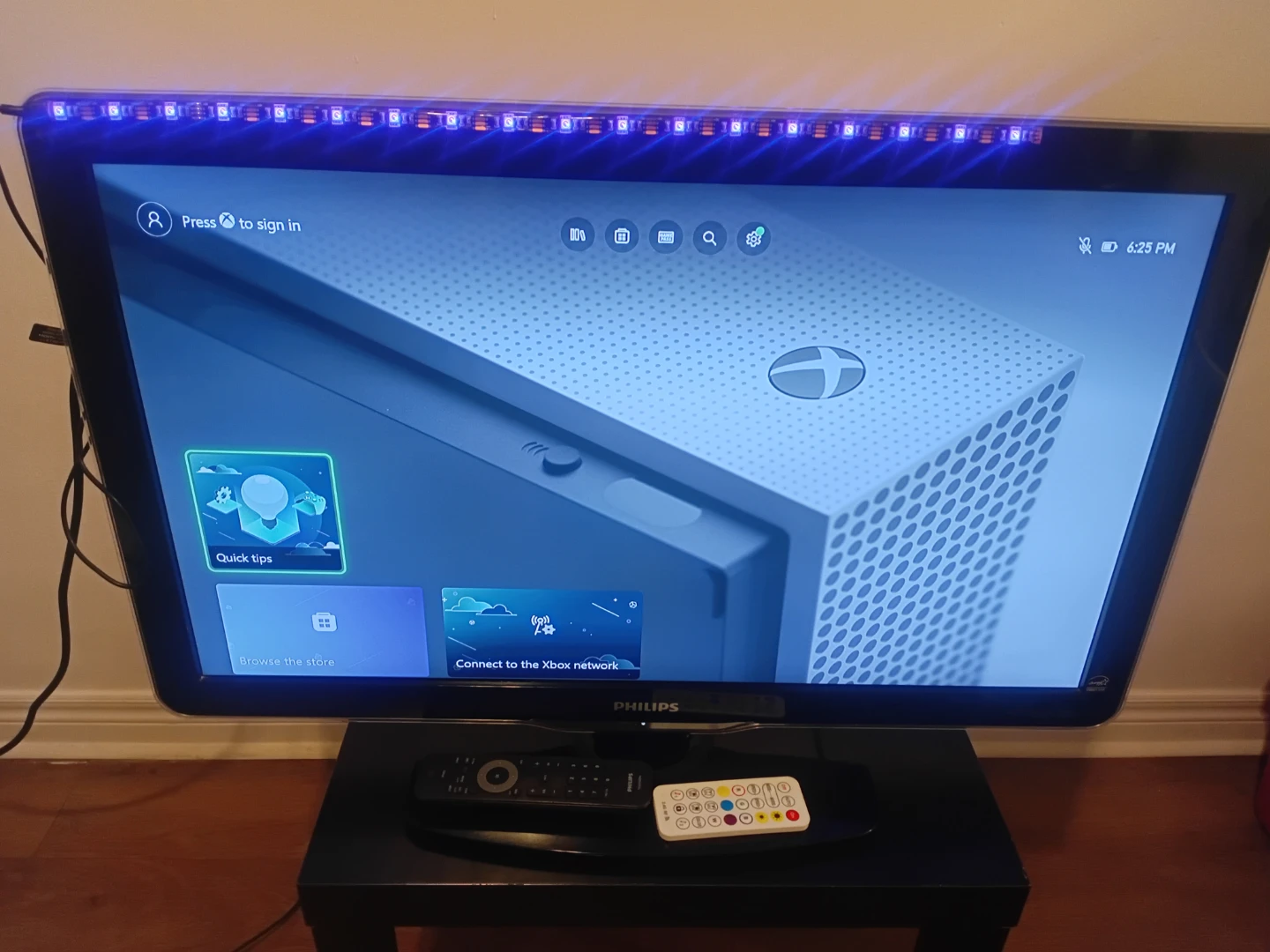 Philips Flat Screen TV with remote (not smart tv) - photo 4