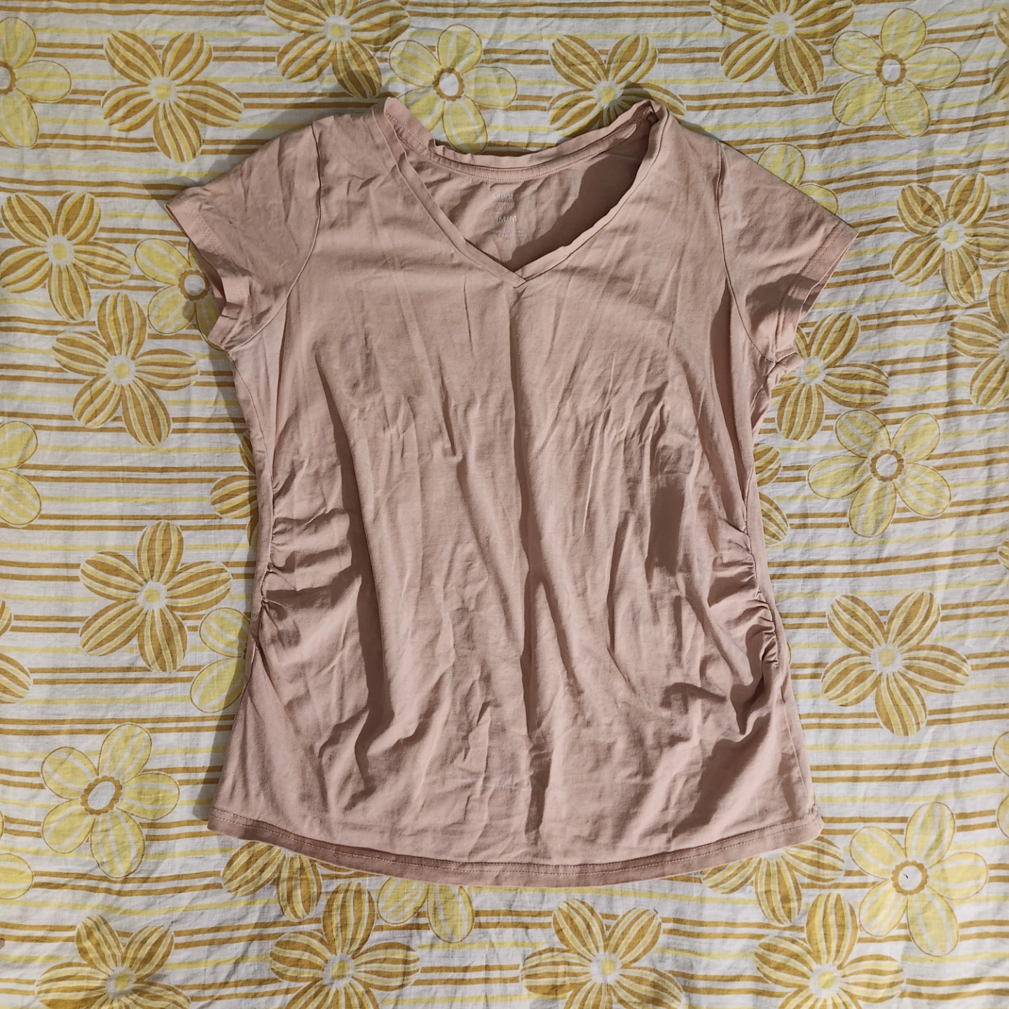 Soft pink short sleeve V-neck top