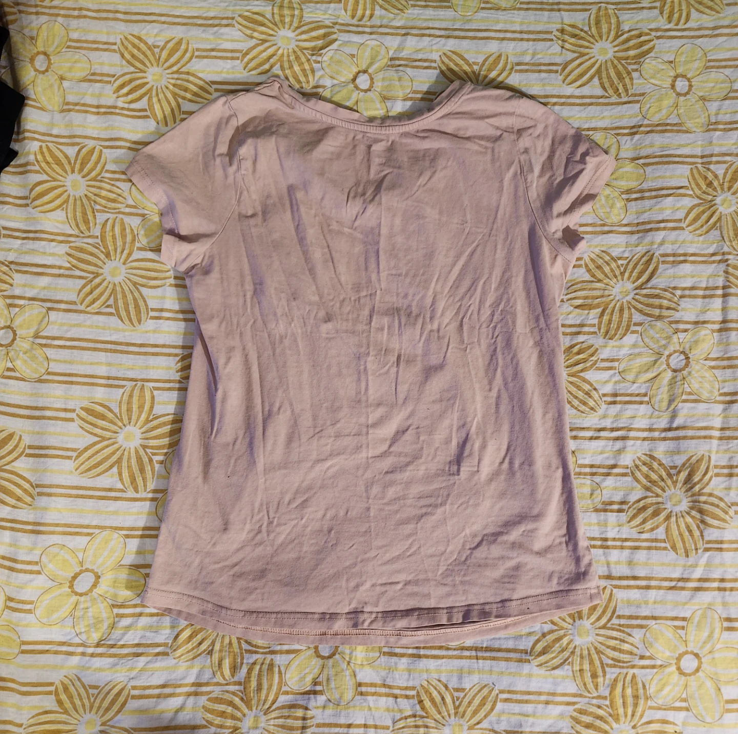 Soft pink short sleeve V-neck top - photo 2
