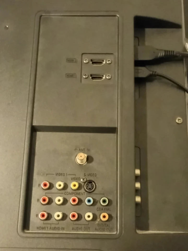 Philips Flat Screen TV with remote (not smart tv) - photo 3