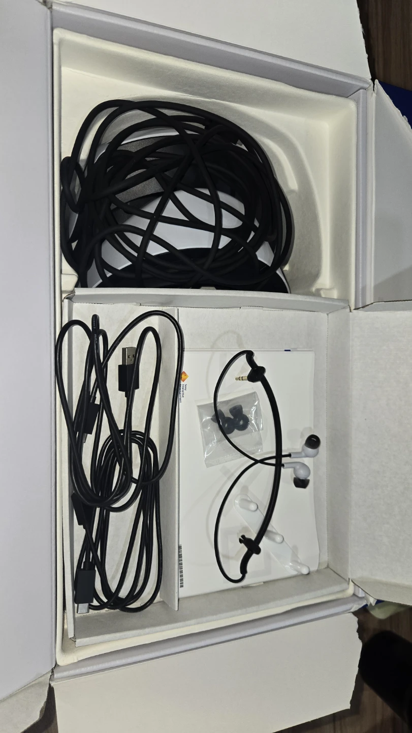 Sony PlayStation VR2 - photo 2