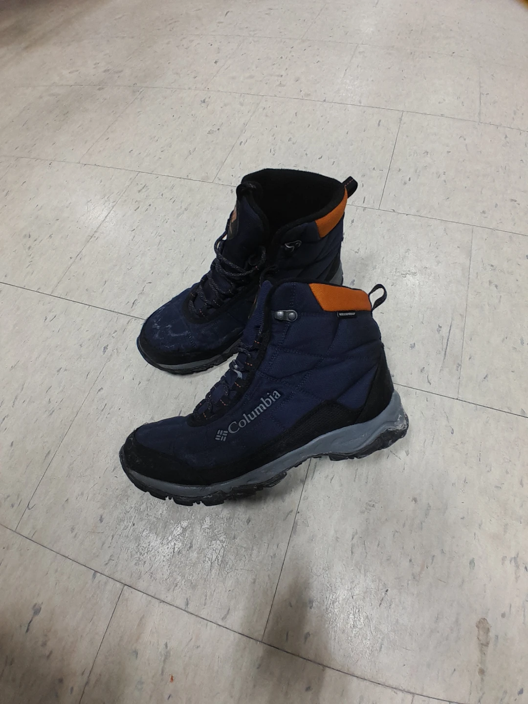 Columbia All Season Boot Men's Size 9.5 - photo 3